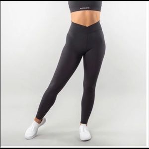 Alphalete surface path leggings
